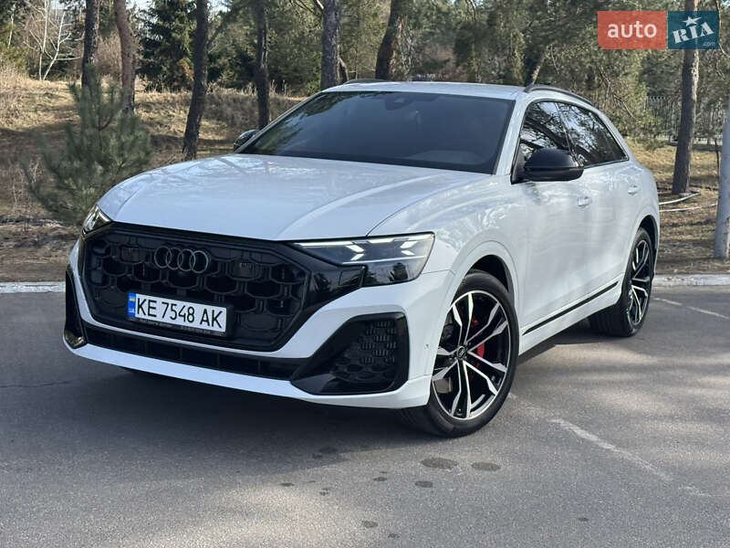 2024 audi sq8