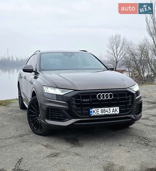 2018 audi q8