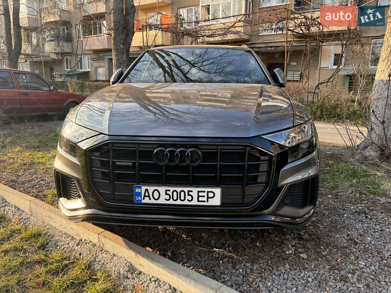 2018 audi q8