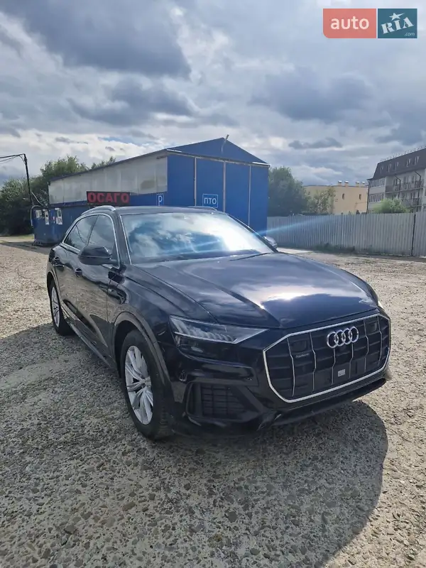 2019 audi q8