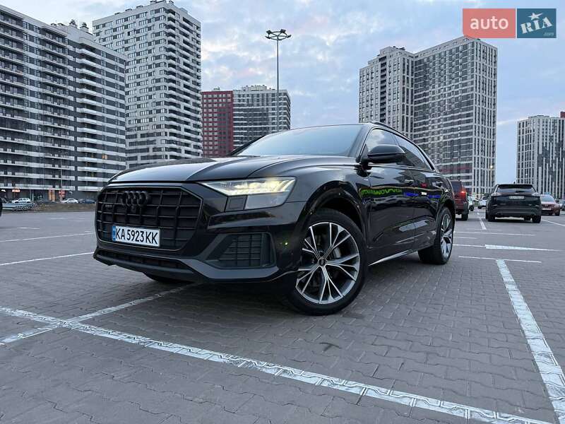 2022 audi q8