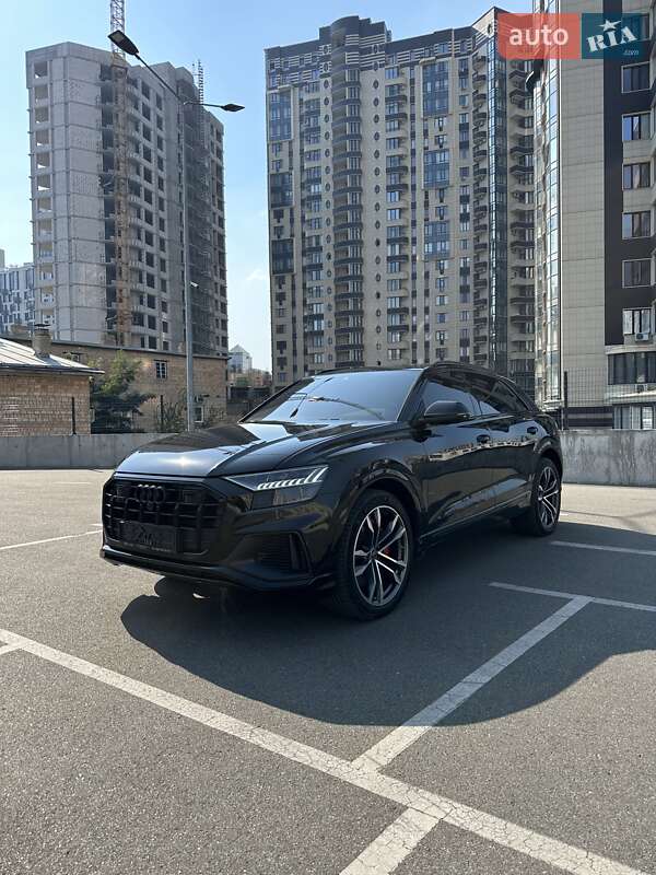 2023 audi sq8