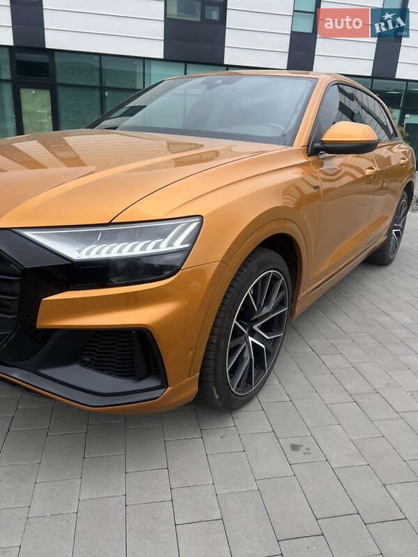 2018 audi q8