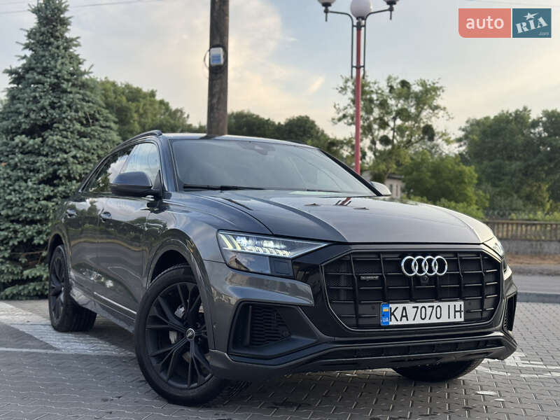 2020 audi q8