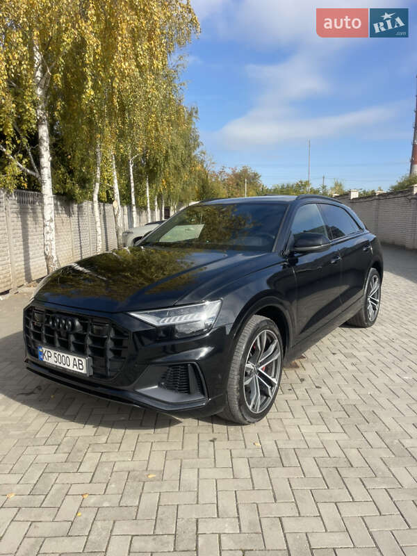 2021 audi sq8
