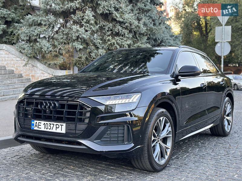 2021 audi q8