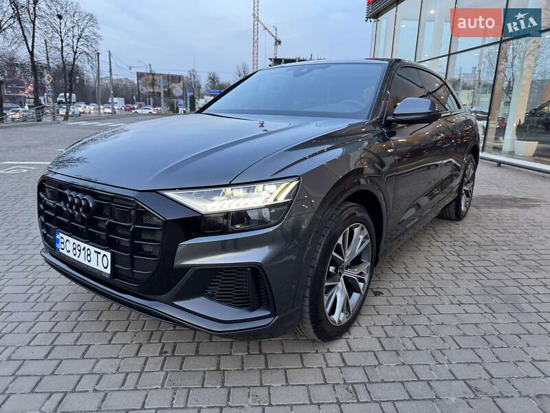 2023 audi q8