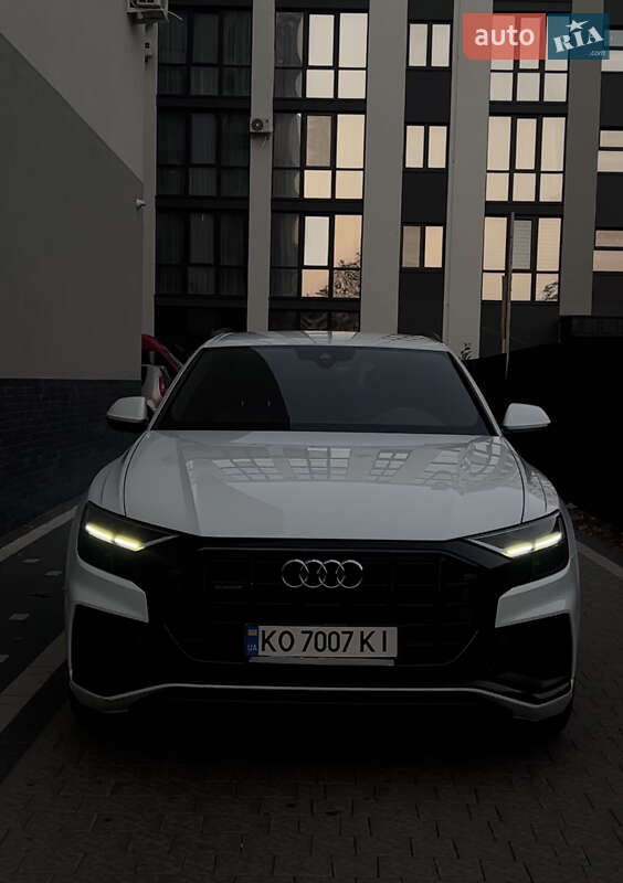 2018 audi q8