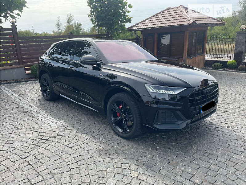 2018 audi q8