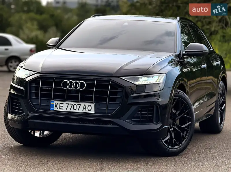 2019 audi q8