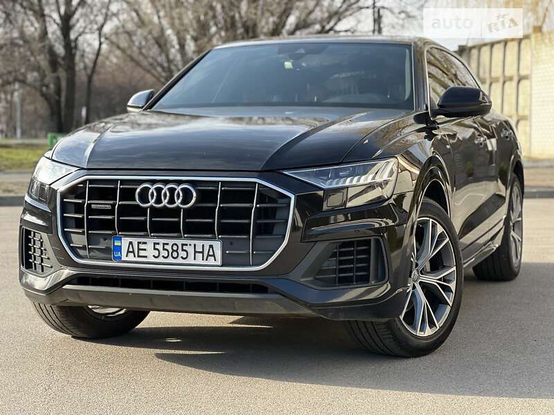2020 audi q8