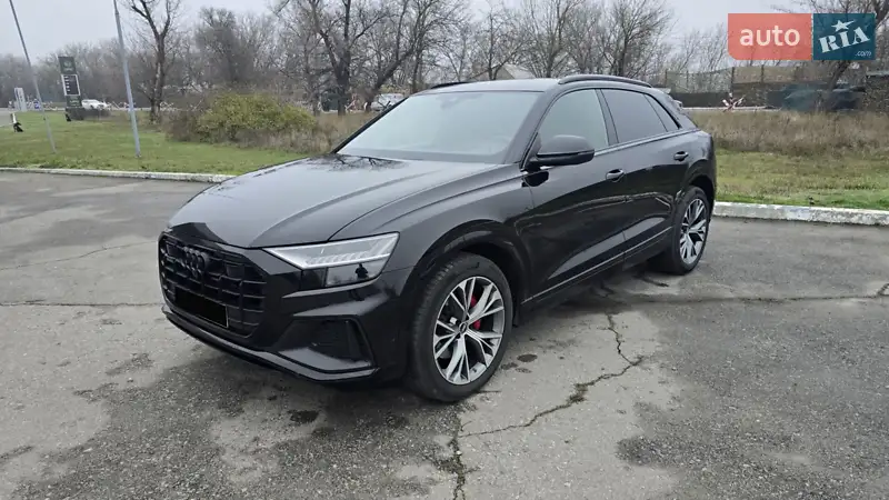 2021 audi q8