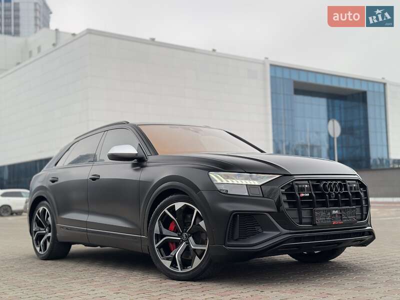 2021 audi sq8