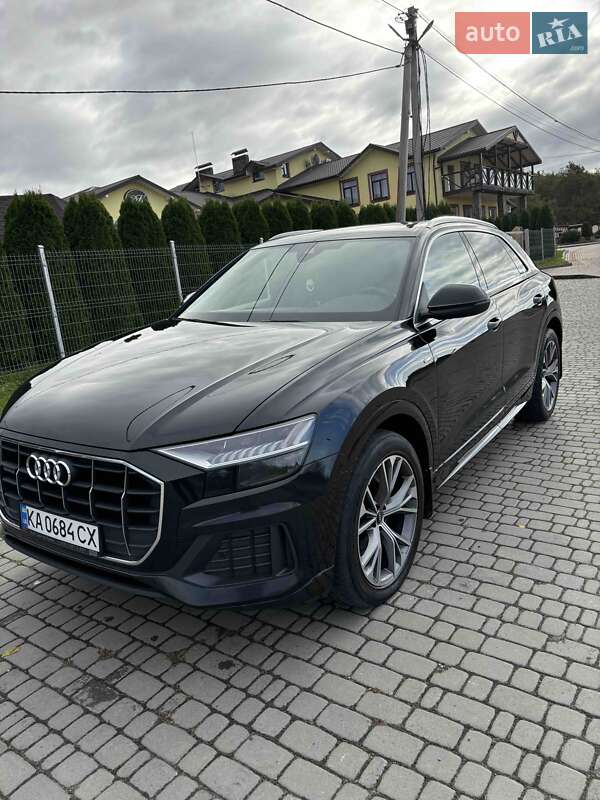 2021 audi q8