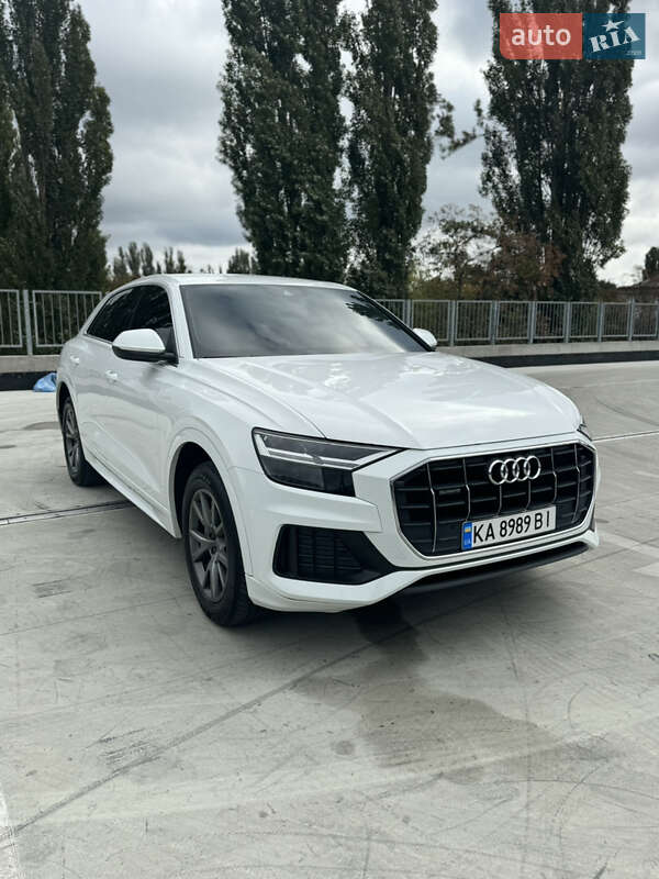 2020 audi q8
