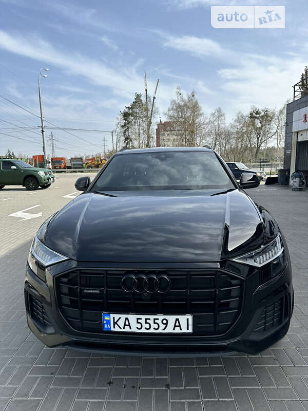 2021 audi q8