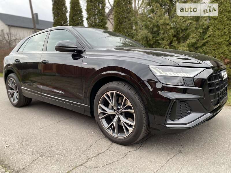 2023 audi q8