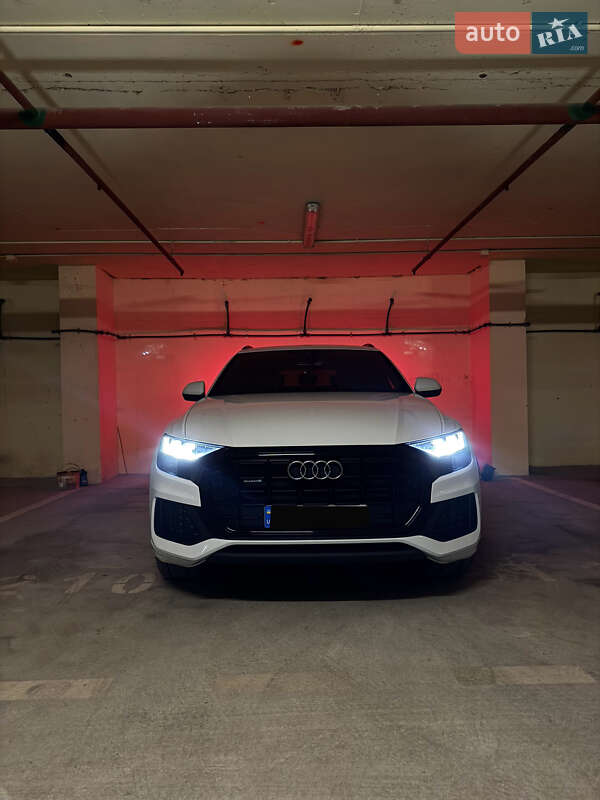 2023 audi q8