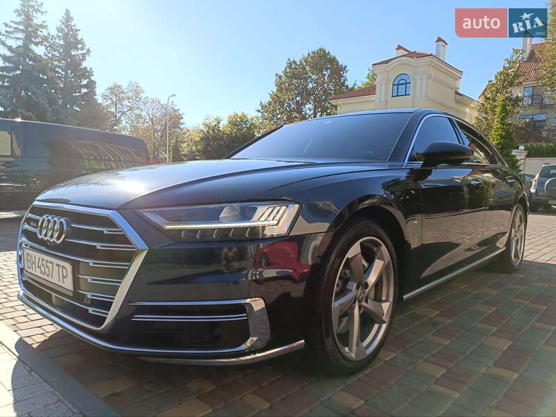 2017 audi a8