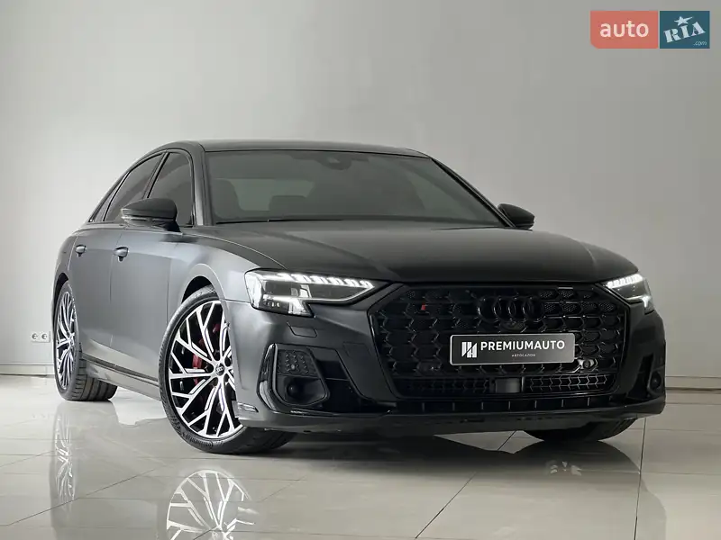 2022 audi s8