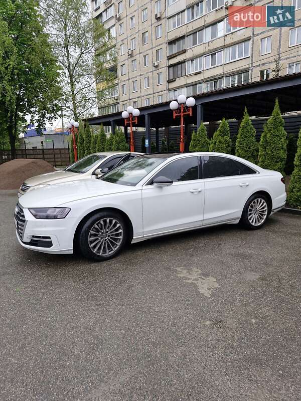 2018 audi a8