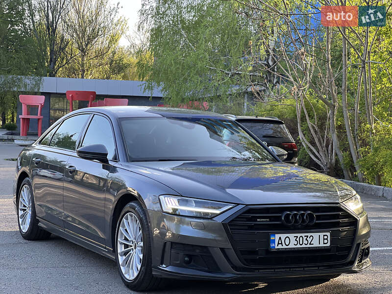 2021 audi a8