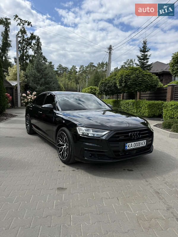 2017 audi a8