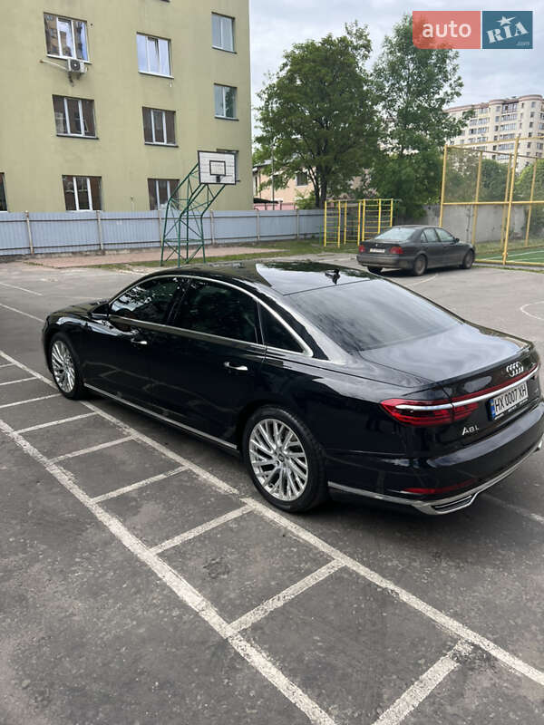 2017 audi a8