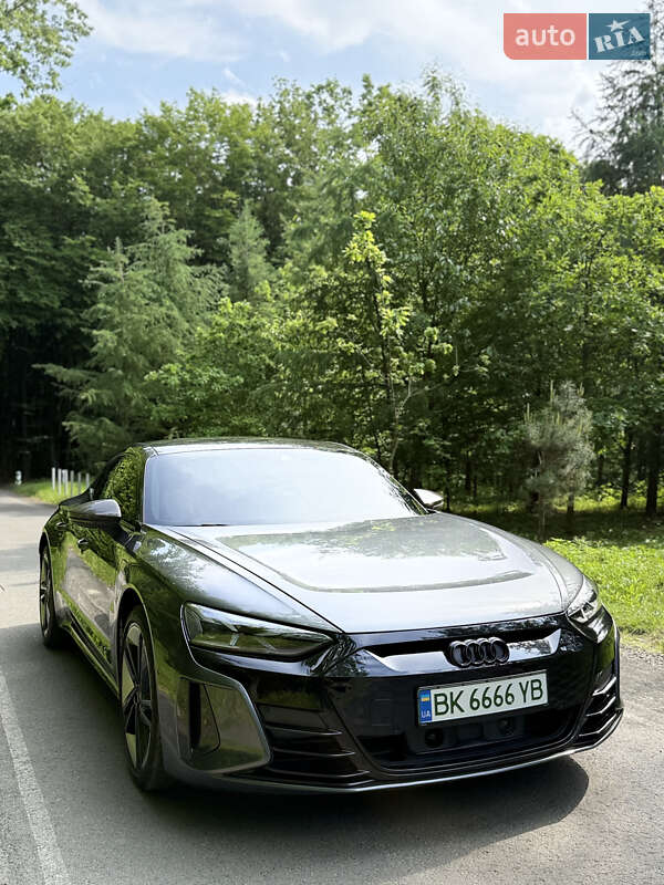 2021 audi rs e-tron gt