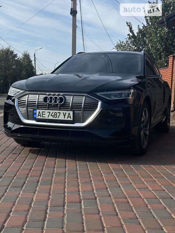 2020 audi e-tron