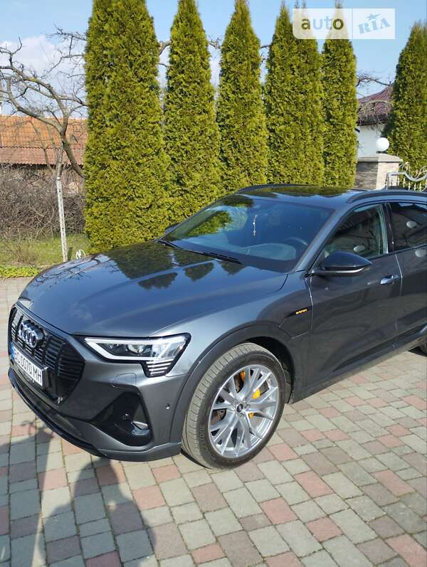 2021 audi e-tron