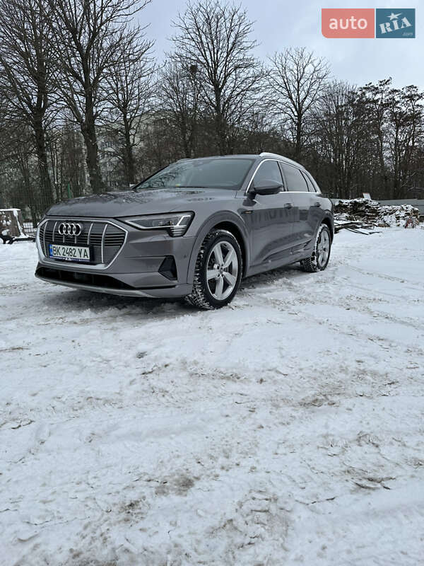 2019 audi e-tron