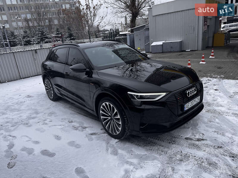 2020 audi e-tron