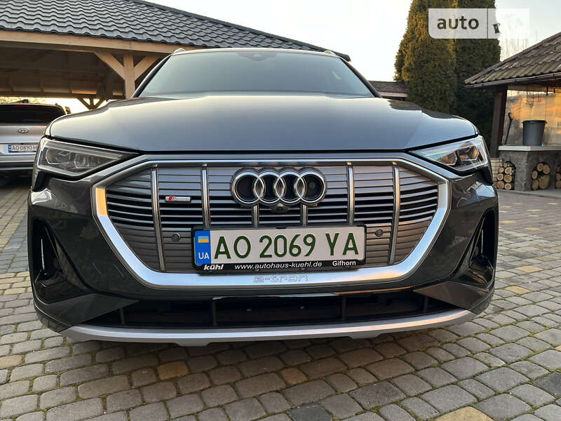 2020 audi e-tron
