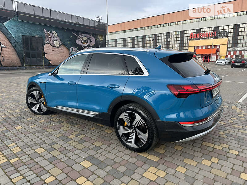 2019 audi e-tron