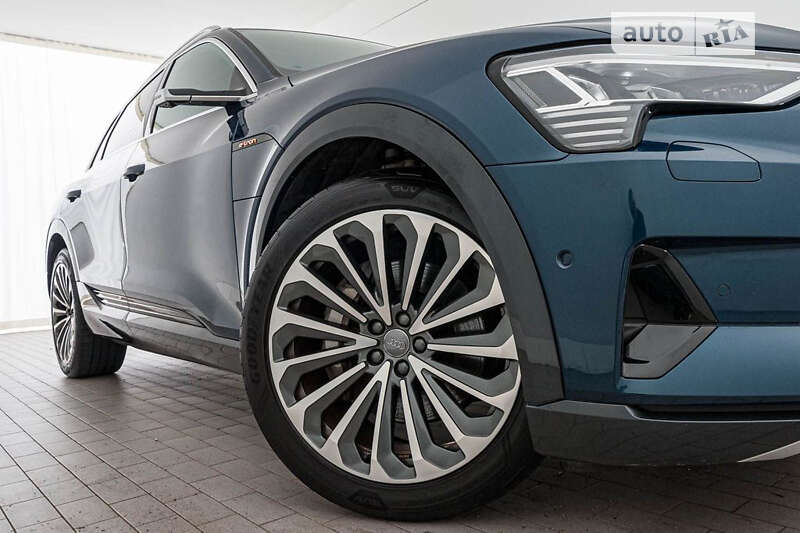 2019 audi e-tron