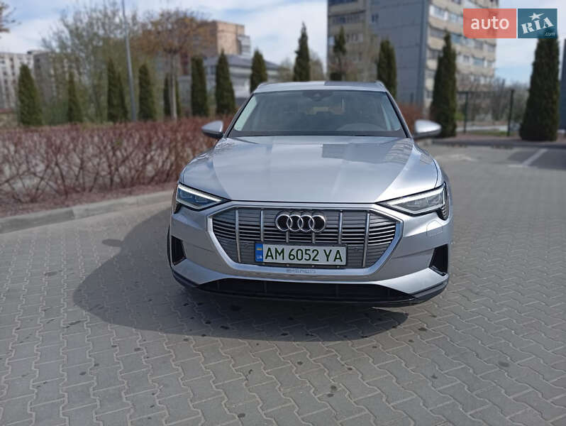 2019 audi e-tron
