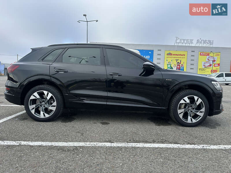 2019 audi e-tron