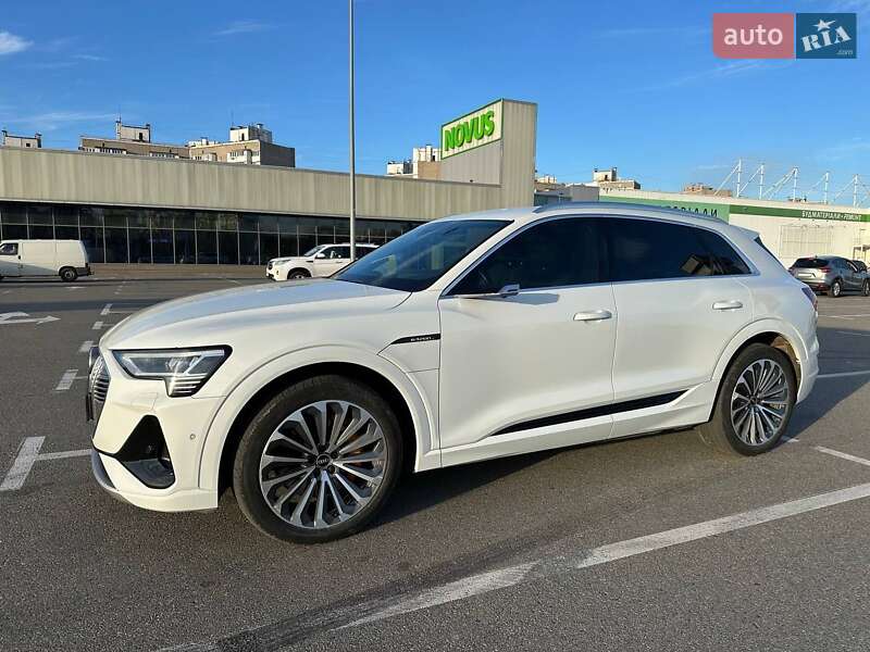 2020 audi e-tron