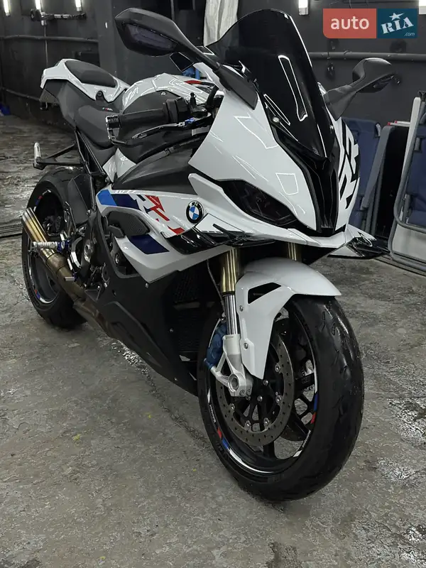 2023 bmw s 1000rr