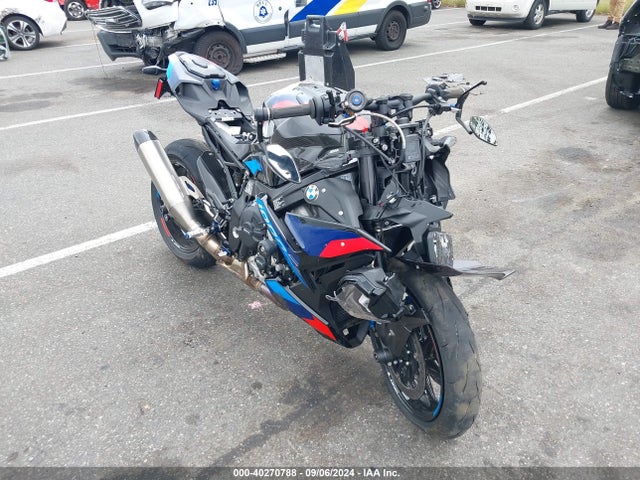 2024 bmw m 1000 r