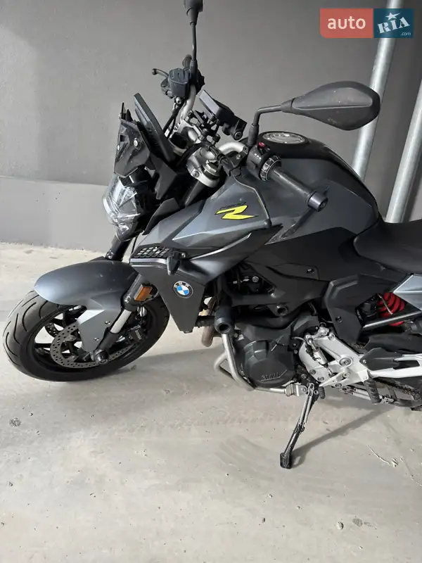 2023 bmw f 900r