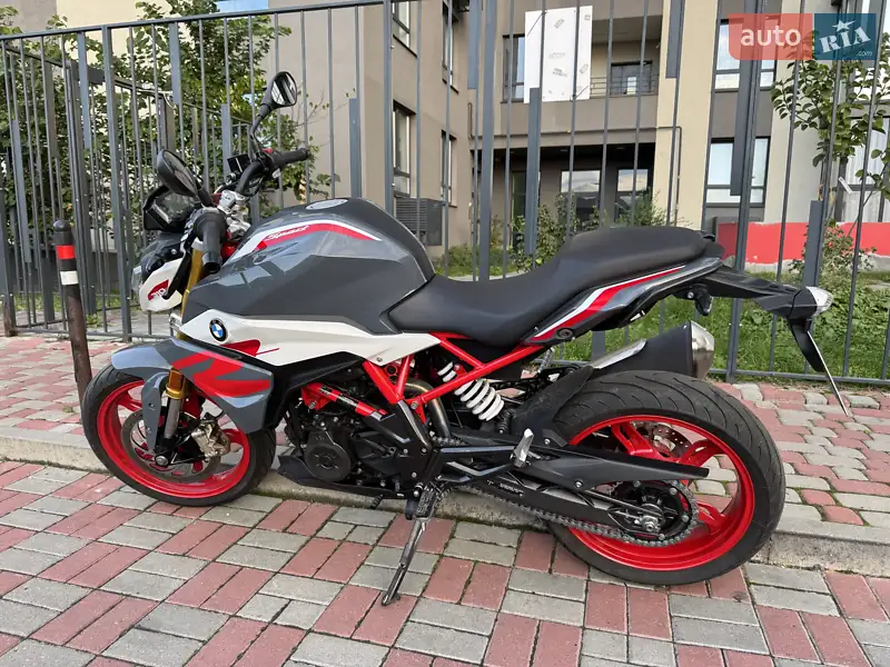 2021 bmw g310r