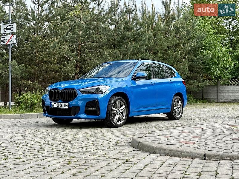 2022 bmw x1