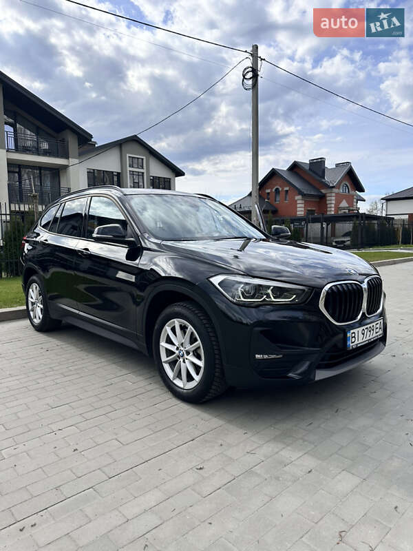 2022 bmw x1