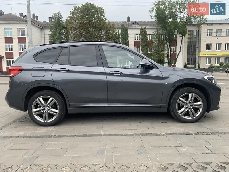 2020 bmw x1