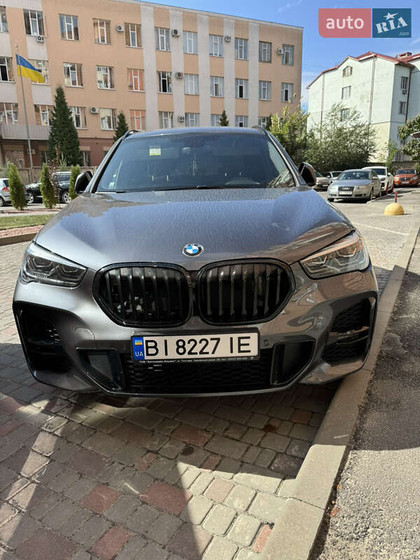 2022 bmw x1
