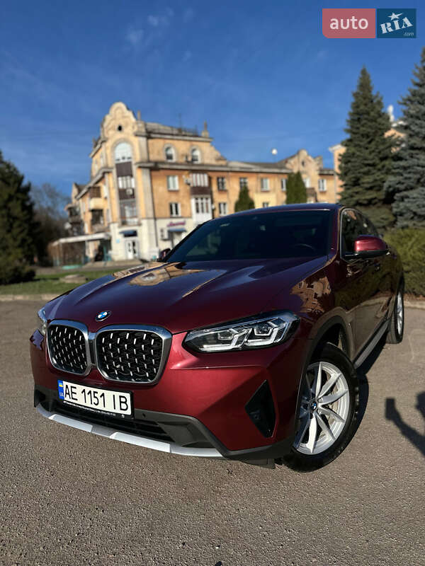 2022 bmw x4