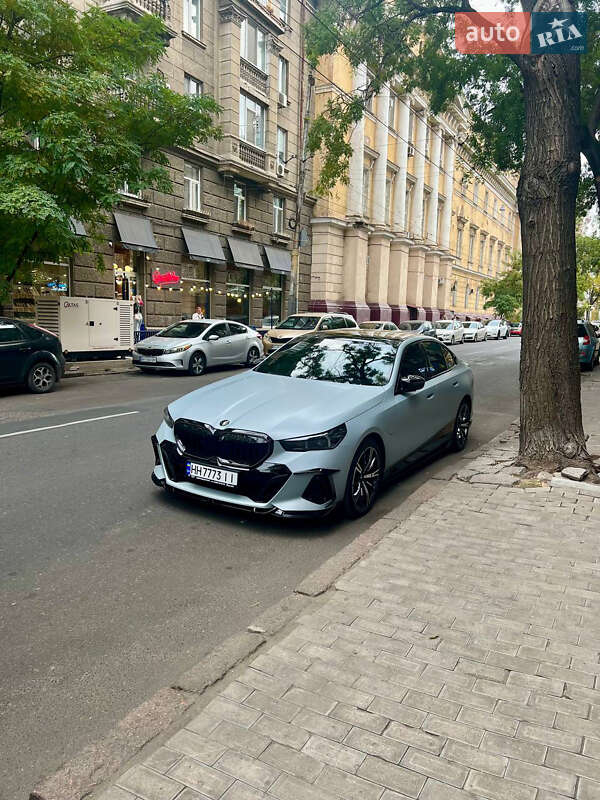 2024 bmw 550e xdrive