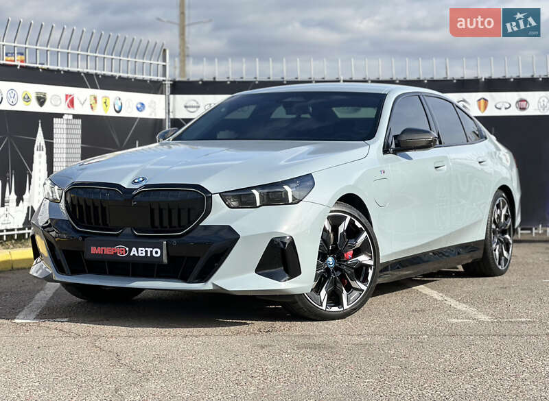 2024 bmw 550e xdrive
